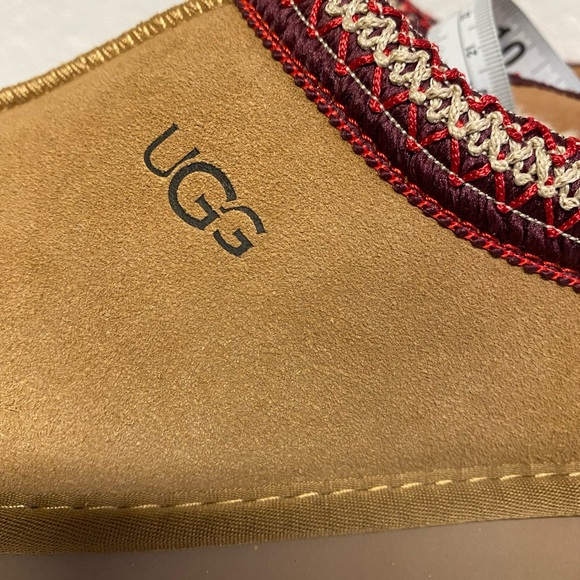 UGG Tazz Women's Tan Flats with Red Trim - Picture 7 of 12